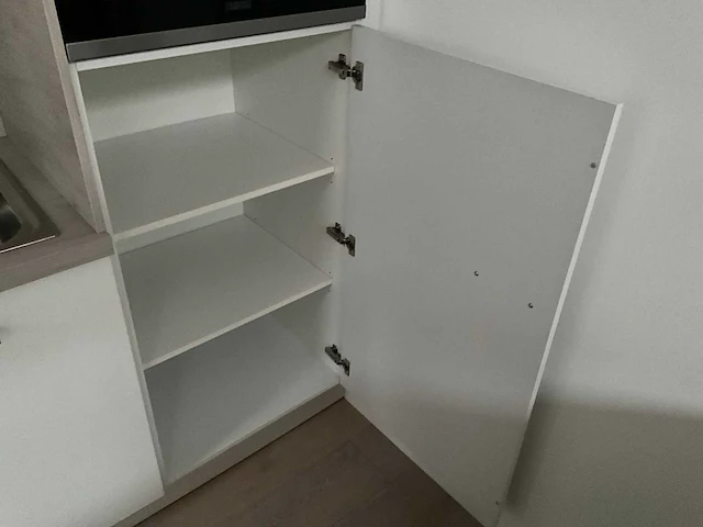 Schüller keukenopstelling - afbeelding 24 van  34