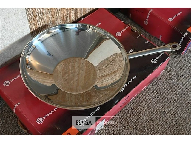 Schulte-ufer inductie wok pan ø 34cm - afbeelding 1 van  2