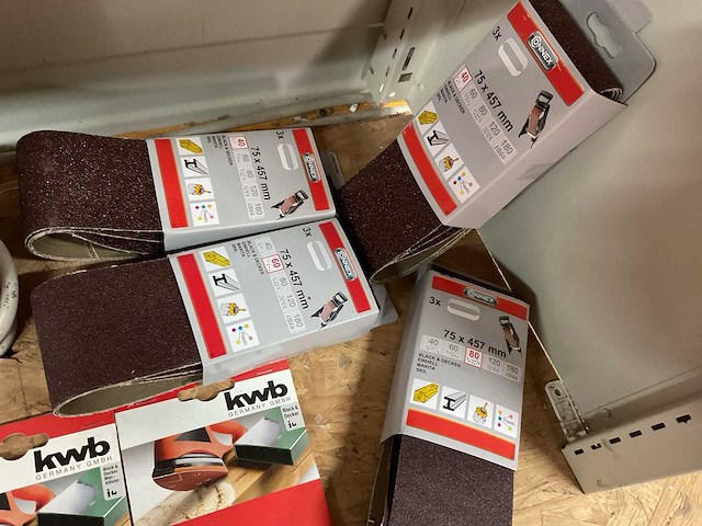 Schuur banden - afbeelding 8 van  9