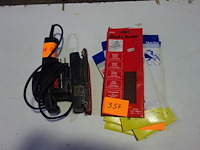 Schuurmachine en schuurpapier - afbeelding 1 van  3