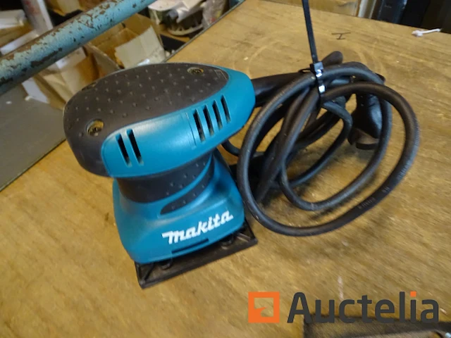 Schuurmachine makita bo4566 orbitaal - afbeelding 1 van  8