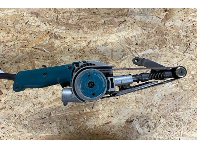 Schuurmachine makita - afbeelding 3 van  3