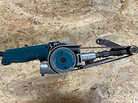 Schuurmachine makita - afbeelding 3 van  3