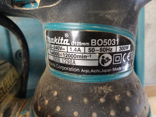 Schuurmachine makita - afbeelding 3 van  5
