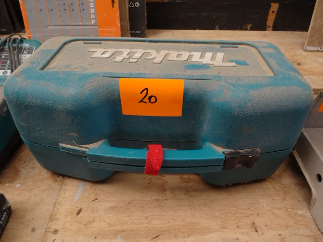 Schuurmachine makita - afbeelding 5 van  5