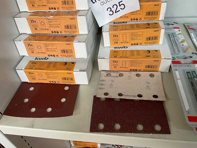 Schuurpapier en decoupeerzaagjes - afbeelding 5 van  7