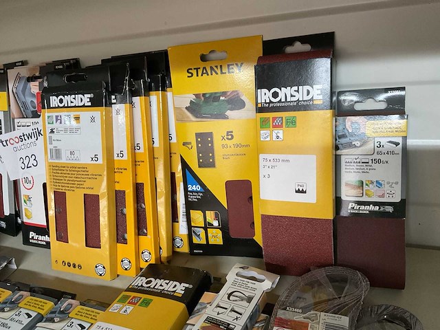 Schuurpapier en schuur banden - afbeelding 5 van  12