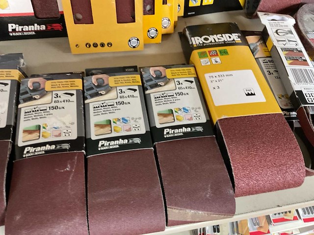 Schuurpapier en schuur banden - afbeelding 12 van  12