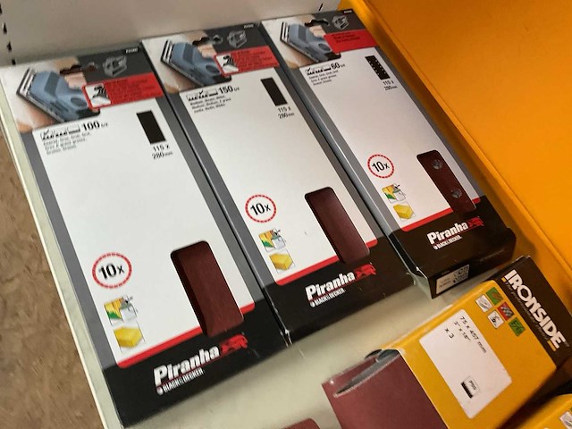 Schuurpapier en schuur banden - afbeelding 6 van  9