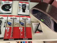 Schuurpapier zagen en boren - afbeelding 8 van  8