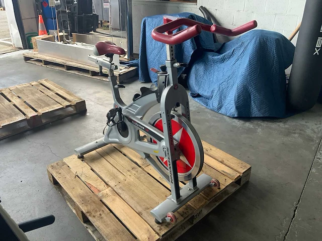 Schwinn evolution elite indoorcycle spinningbike - afbeelding 1 van  6