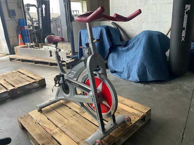 Schwinn evolution elite indoorcycle spinningbike - afbeelding 5 van  6
