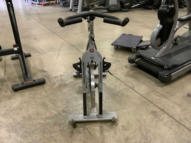 Schwinn evolution pro indoorcycle spinningbike - afbeelding 3 van  6