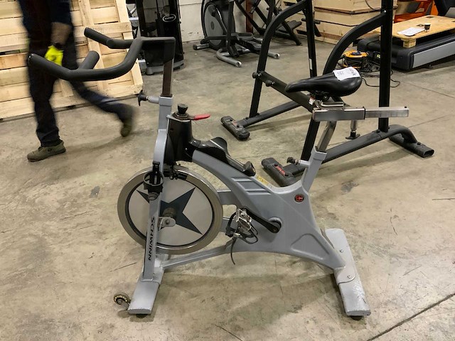 Schwinn evolution pro indoorcycle spinningbike - afbeelding 4 van  6