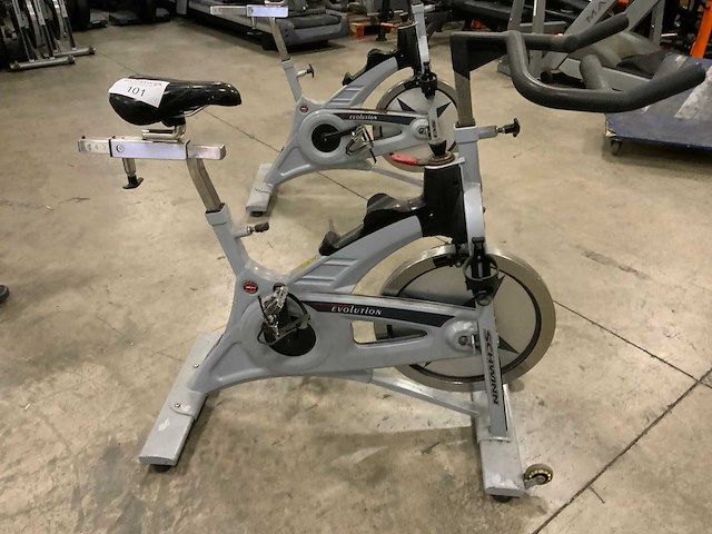 Schwinn evolution pro indoorcycle spinningbike - afbeelding 1 van  5