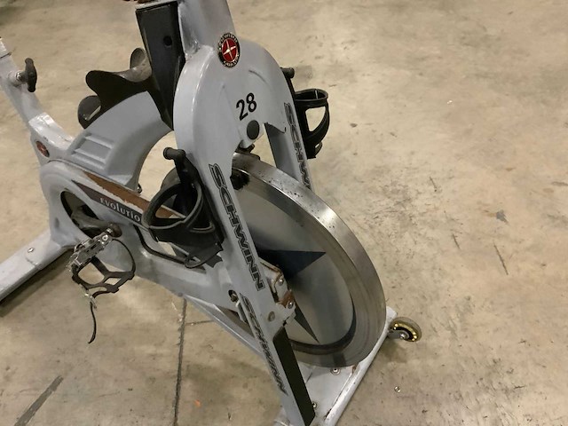 Schwinn evolution pro indoorcycle spinningbike - afbeelding 2 van  5