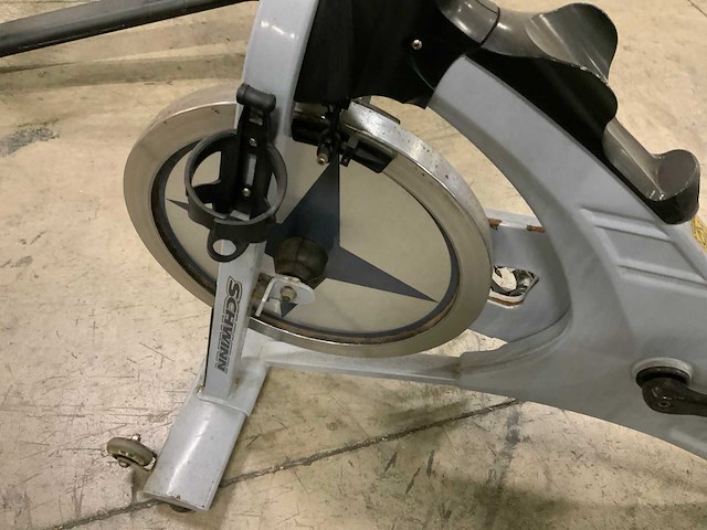 Schwinn evolution pro indoorcycle spinningbike - afbeelding 3 van  7