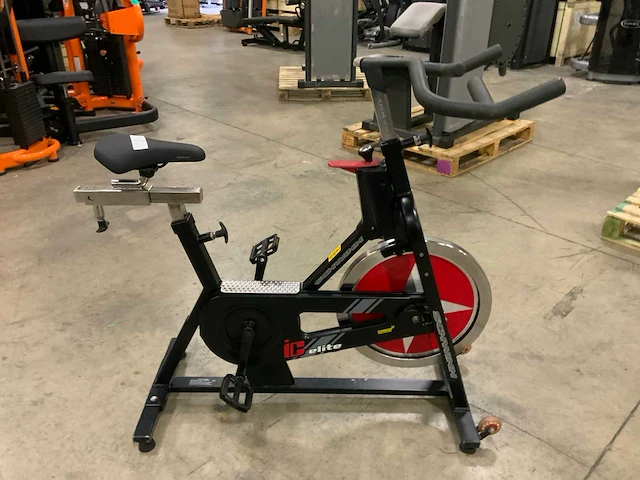 Schwinn ic elite indoorcycle spinningbike - afbeelding 4 van  7