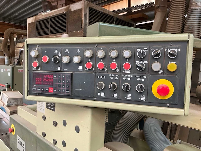 Scm multiflex c raamconstructie machine - afbeelding 9 van  12