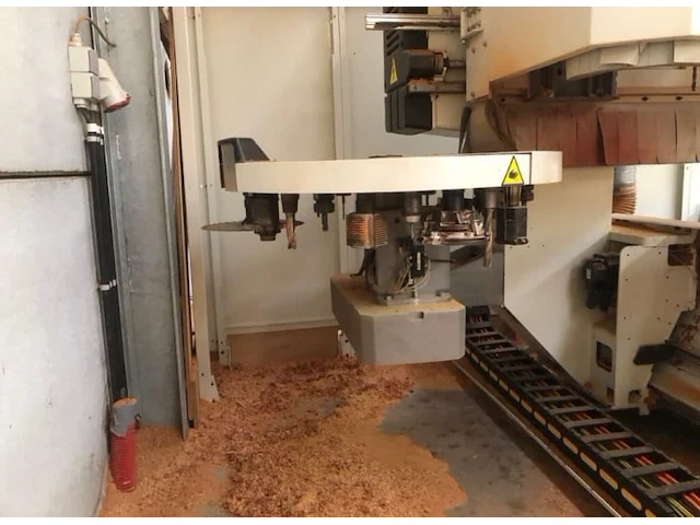 Scm record 110 al prisma cnc-bewerkingscentrum - afbeelding 6 van  9
