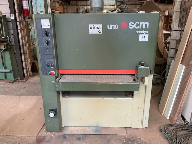 Scm uno c-cs breedbandschuurmachine - afbeelding 1 van  9