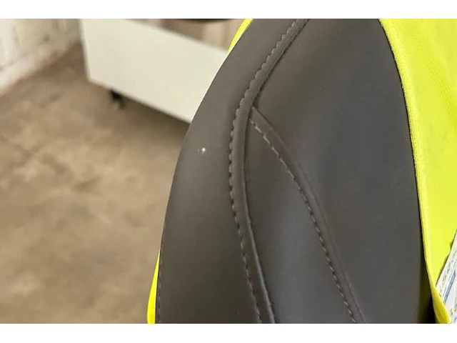 Scoot mobiel mezzo - afbeelding 4 van  8