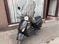 Scooter - light mopeds & light motorised scooters - afbeelding 2 van  6