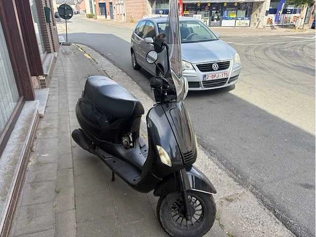 Scooter - light mopeds & light motorised scooters - afbeelding 4 van  6