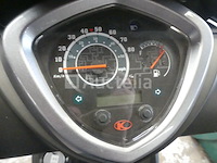 Scooter 50cc (zeer weinig km) kymco agility 16+ 50 4t (2024-826 km)(vin: lc2cc0000r1002452) - afbeelding 5 van  19