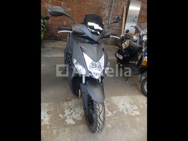 Scooter 50cc (zeer weinig km) kymco agility 16+ 50 4t (2024-826 km)(vin: lc2cc0000r1002452) - afbeelding 8 van  19