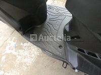 Scooter 50cc (zeer weinig km) kymco agility 16+ 50 4t (2024-826 km)(vin: lc2cc0000r1002452) - afbeelding 9 van  19