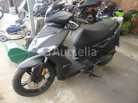 Scooter 50cc (zeer weinig km) kymco agility 16+ 50 4t (2024-826 km)(vin: lc2cc0000r1002452) - afbeelding 14 van  19