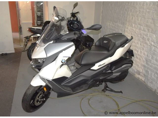 Scooter bmw c400gt, zonder documenten, km-stand ng, 1sleutel - afbeelding 1 van  8