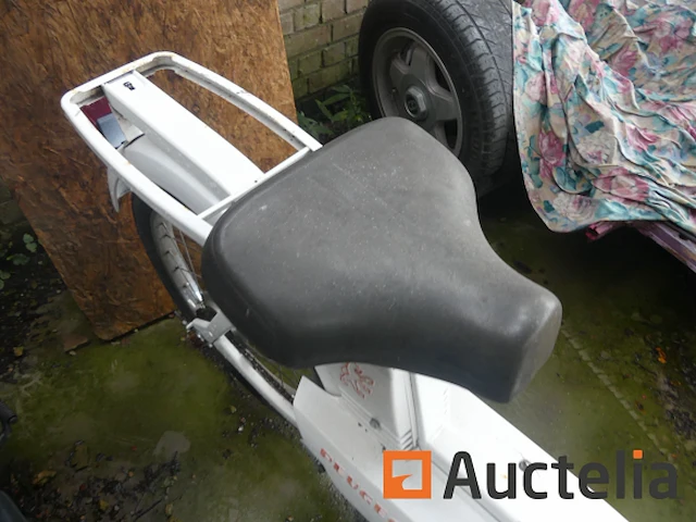 Scooter (bromfiets) peugeot - afbeelding 1 van  8