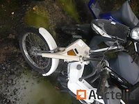 Scooter (bromfiets) peugeot - afbeelding 7 van  8