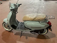 Scooter cappucino gts - afbeelding 1 van  17