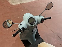 Scooter cappucino gts - afbeelding 13 van  17
