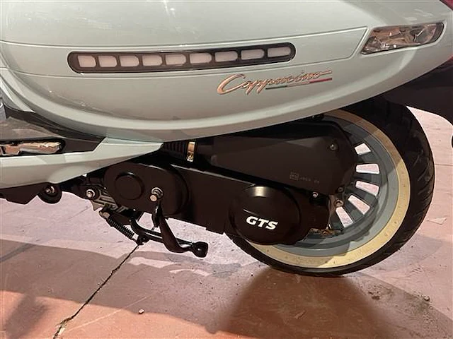 Scooter cappucino gts - afbeelding 14 van  17