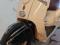 Scooter di lucio 50 - afbeelding 2 van  10