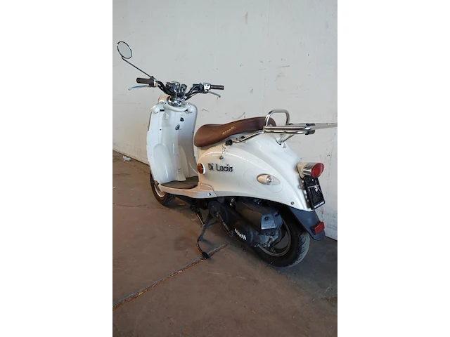Scooter di lucio 50 - afbeelding 6 van  10