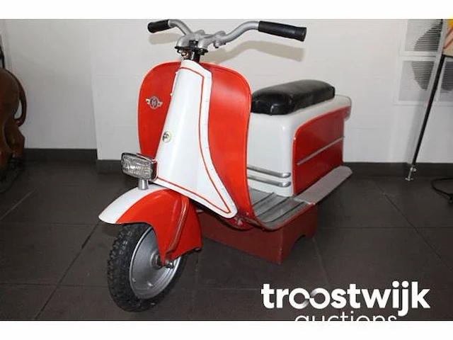 Scooter draaicarrousel - afbeelding 1 van  5