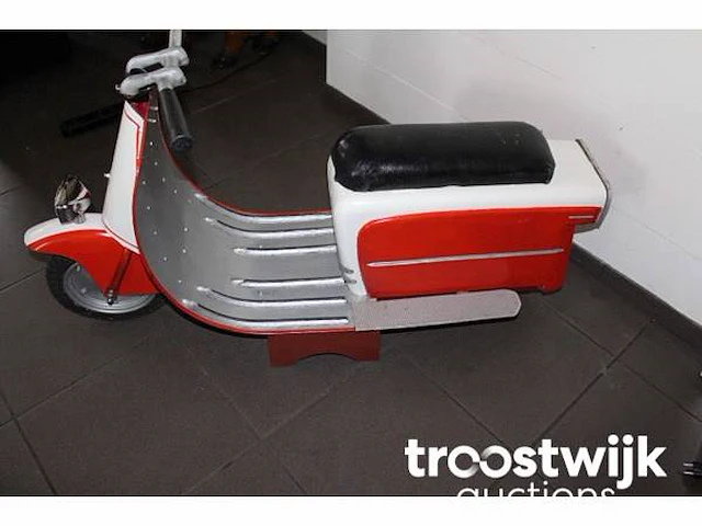 Scooter draaicarrousel - afbeelding 3 van  5