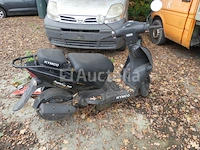 Scooter (ingang op straat) kymco agility 50