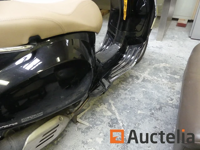 Scooter piaggio vespa primavera - afbeelding 2 van  9
