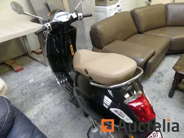 Scooter piaggio vespa primavera - afbeelding 6 van  9