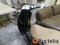 Scooter piaggio vespa primavera - afbeelding 8 van  9