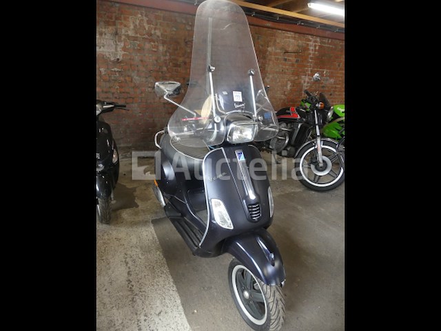 Scooter piaggio vespa s50 4v (2014-12.319 km)(vin:zapc3860000009394 ) - afbeelding 4 van  13