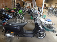Scooter piaggio vespa s50 4v (2014-12.319 km)(vin:zapc3860000009394 ) - afbeelding 1 van  13