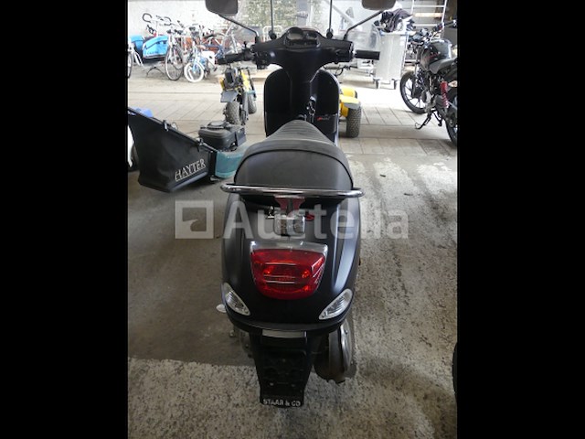 Scooter piaggio vespa s50 4v (2014-12.319 km)(vin:zapc3860000009394 ) - afbeelding 7 van  13
