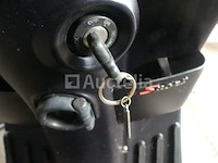 Scooter piaggio vespa s50 4v (2014-12.319 km)(vin:zapc3860000009394 ) - afbeelding 13 van  13